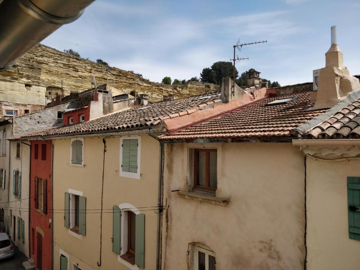 Au Coeur Du Vieux Village Saint-Chamas Esterno foto